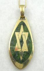 Jewish Jewelry - Signed Gold Tone Jade Chip Star of David Pendant