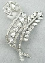 Floral Jewelry - Rhinestone Floral Brooch