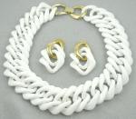 Sets & Parures-Unsigned - White Chunky Chain Necklace & Earrings Set