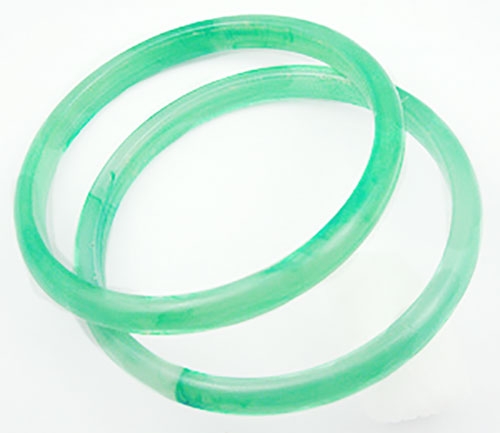 $25 or Less - Lime Plastic Pair of Bangles