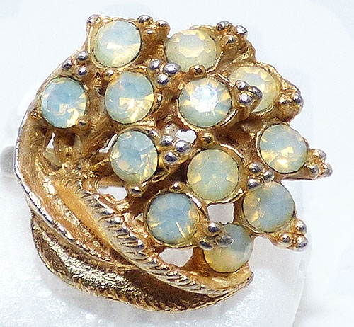 Rings - Gold Tone Leaf Opal Rhinestones Ring