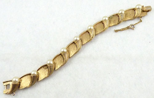 Trifari - Trifari Gold and Faux Pearl Bracelet
