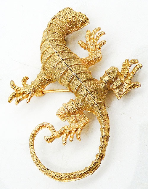 Figural Jewelry - Snakes Turtles Reptiles - Hobé Gold Plated Gecko Brooch
