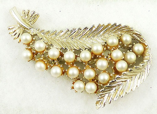 Pearl Jewelry - BSK Faux Pearl Leaf Brooch