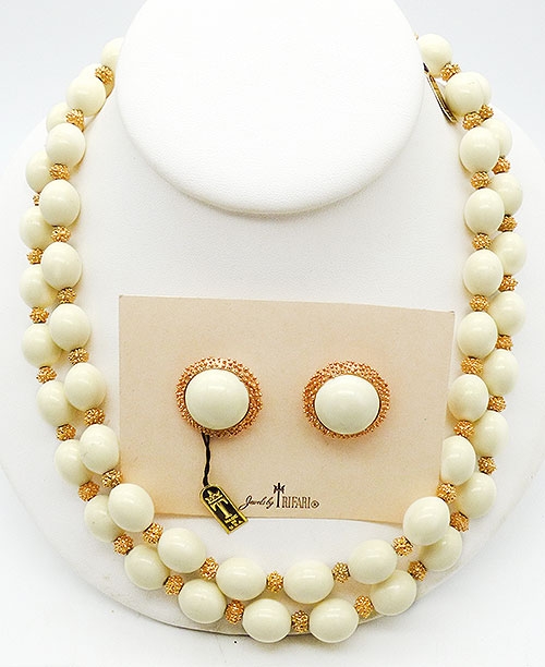 Sets & Parures - Trifari Cream Bead Double Necklace Set