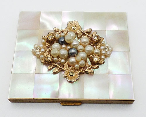 Natural Shell - Mother-of-Pearl and Faux Pearls Compact