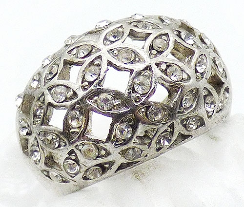 Rings - Silver Tone Rhinestone Floret Fashion Ring