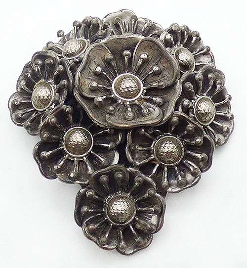 Newly Added Dimensional Silver Flowers Dress Clip
