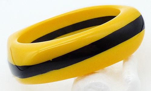 Trend 2023: Stackable Cuffs - Laminated Yellow and Black Bangle Bracelet