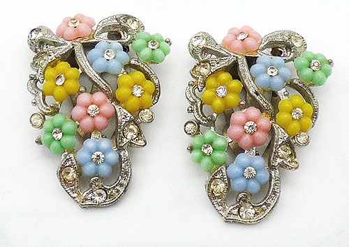Newly Added Pot Metal Pastel Flowers Dress Clips