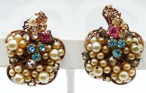Pearls - Robert Unsigned Faux Pearl Flower Earrings