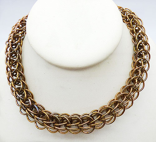 Newly Added Paolo Gucci Interlocking Link Chain Necklace