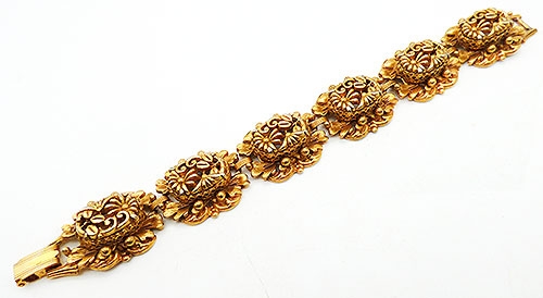 Bracelets - Florenza Gold Flowers Link Bracelet