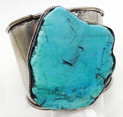Boho Ethnic Southwestern - Southwestern Style Turquoise Stone Cuff