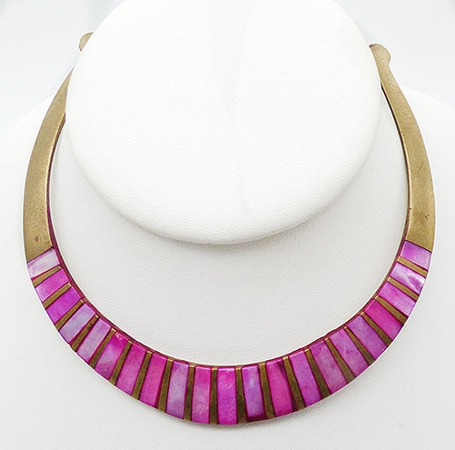 Miscellaneous Countries - India Pink Mother-of-Pearl Brass Collar