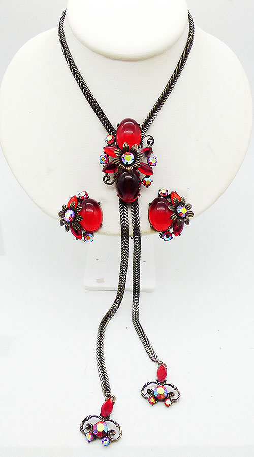 Newly Added Selro Red Cabochon Bolo Necklace Set